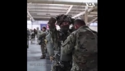 美国第82空降师伞兵恢复训练