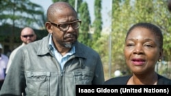 UN Under-Secretary-General for Humanitarian Affairs and Emergency Relief Coordinator Valerie Amos (right) and UNESCO Envoy for Peace and Reconciliation Forest Whitaker speak to reporters in South Sudan on Feb. 6, 2015. 