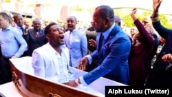 La "résurrection" du pasteur Alph Lukau, de l'Eglise protestante Alleluia Ministries International, le 24 février 2019. (Twitter/Alph Lukau)