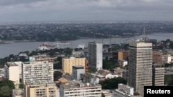 Une vue du centre commercial d'Abidjan, en septembre 2015