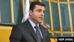 HDP’nin önceki dönem eş başkanlarından Selahattin Demirtaş