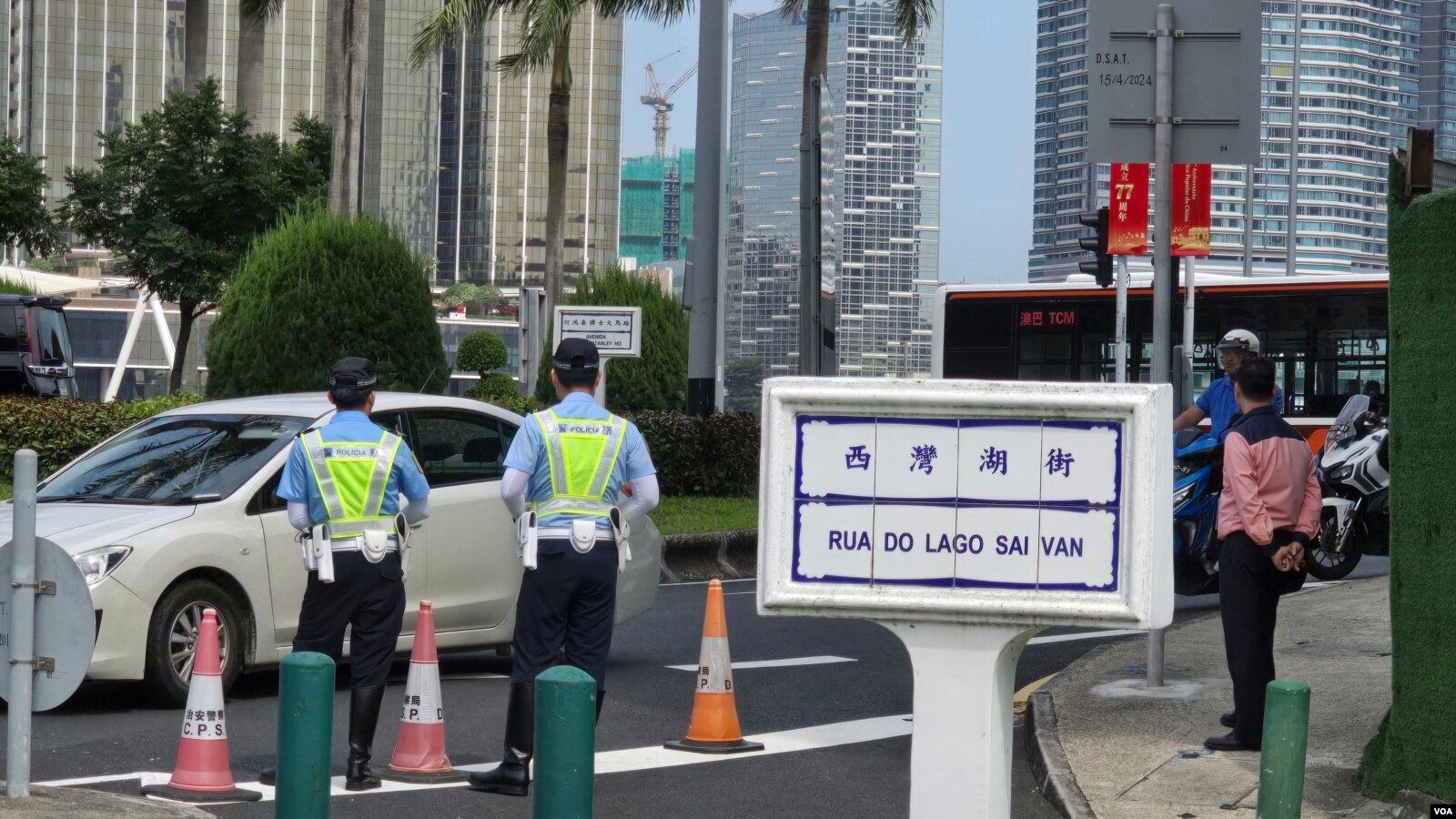 澳门国安法首案开审，闭门审理前议员区锦新“颠覆国家政权罪”