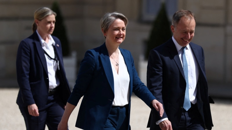 بریتانیا: وضعیت تنگه هرمز به حالت عادی بازنگشته است