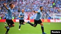 Luis Suarez et ses coéquipiers fête son 2e but contre la Russie, lors du Mondial 2018, le 25 juin 2018. 