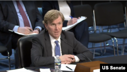 국방부 정책 담당 차관 엘브리지 콜비(Elbridge Colby)가 상원 군사위원회 청문회에서 국가방위전략을 설명하고 있다. (2026년 3월 3일) 