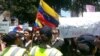 Bloquean marcha de abogados en Caracas