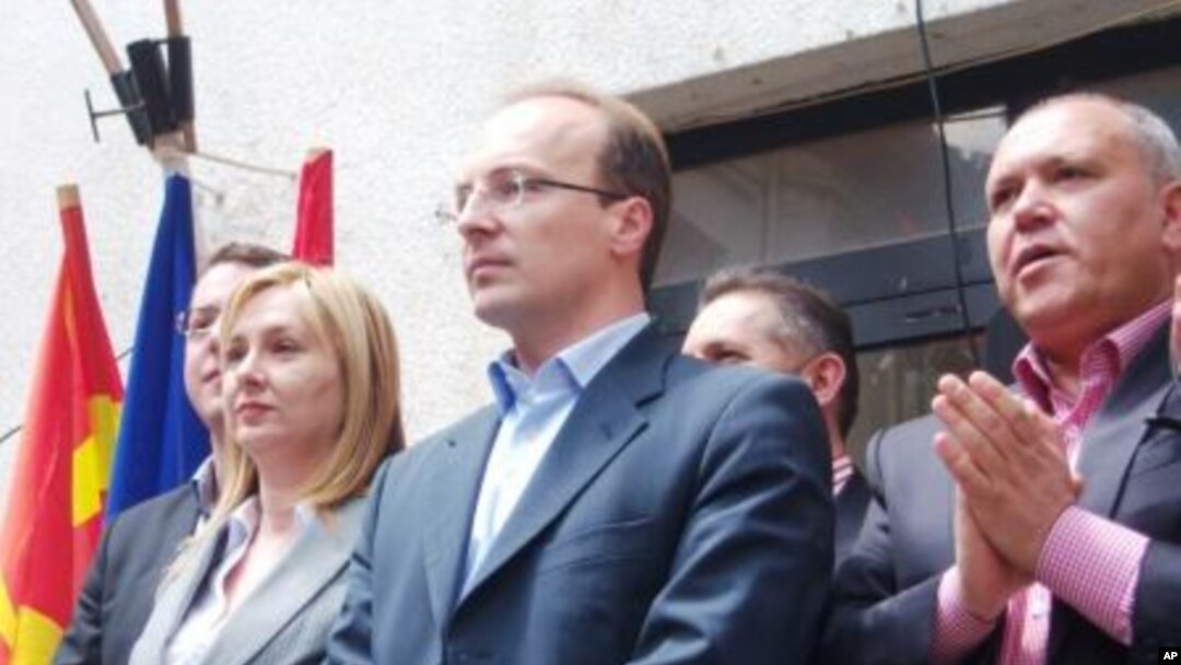 Милошоски најави интензивирање на дијалогот за името