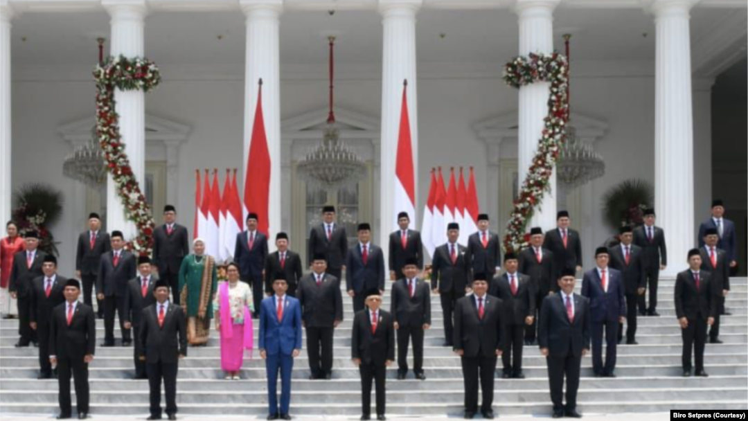 Survei dari Saiful Mujani Research Consulting (SMRC) menunjukkan tingkat dukungan publik terhadap kinerja pemerintah dalam menangani krisis ekonomi akibat Covid-19 stabil dan bahkan sedikit membaik. (Foto: Courtesy/Biro Setpres)