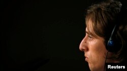 Le joueur croate du Real Madrid Luka Modric lors d'une conférence de presse, à Madrid, le 27 août 2012.