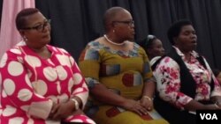 UNkosikazi Joice Mujuru, uNkosazana Thokozani Khupe loNkosikazi Lucia Matibenga.