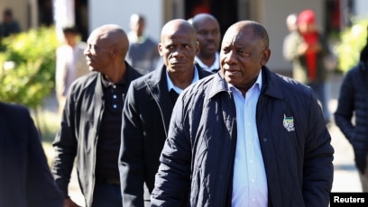 Chama cha ANC kimeonyesha kuegemea upande wa serikali ya umoja wa kitaifa ambayo itavileta pamoja vyama vingi vya siasa katika makubaliano mapana, badala ya muungano wa moja kwa moja na upinzani mkuu, Democratic Alliance, au DA. 