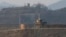 한국 경기도 파주 비무장지대(DMZ)에서 남북 초소가 마주보고 있다. 