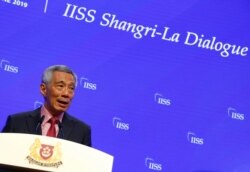 Singapore's Prime Minister Lee Hsien Loong delivers a keynote address at the IISS Shangri-la Dialogue in Singapore, May 31, 2019.