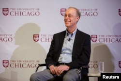 Nobel Prize winner for Economic Sciences Douglas Diamond attends an event at the University of Chicago celebrating his win, in Chicago, Illinois, U.S., October 10, 2022. (REUTERS/Jim Vondruska)