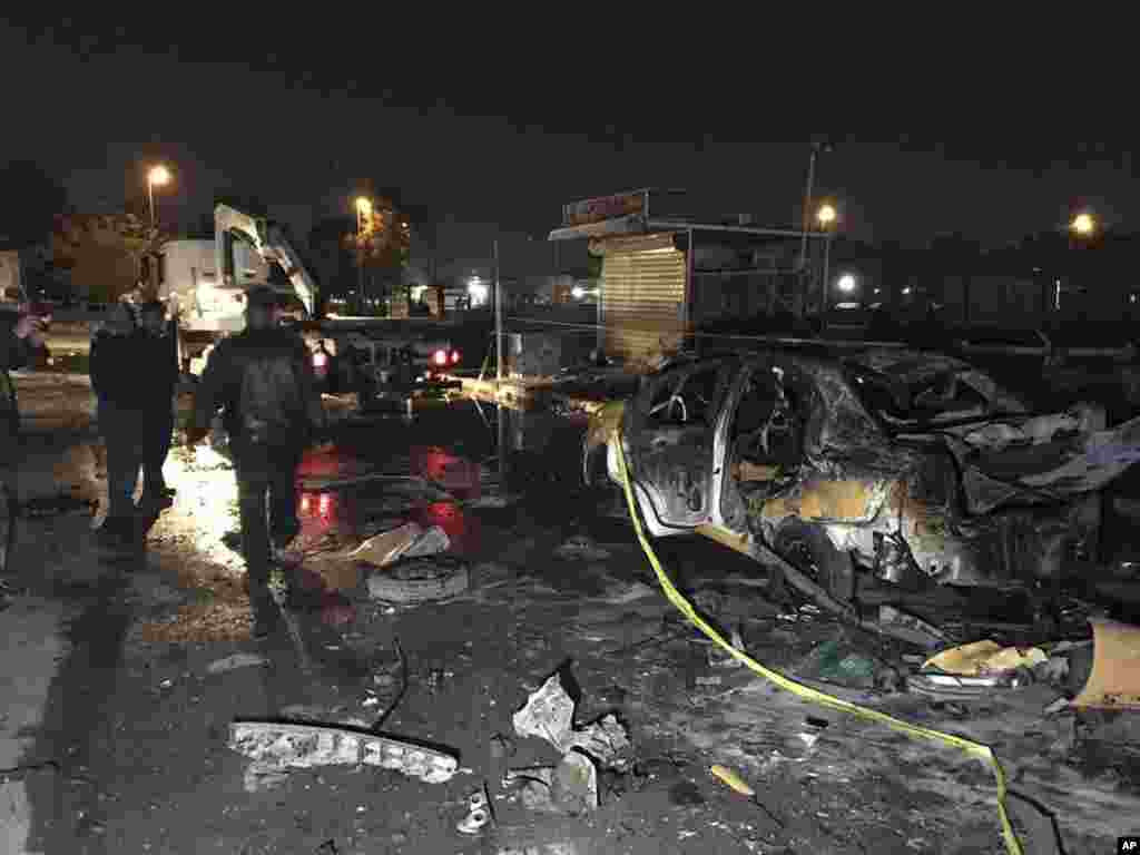 انفجار خودرو بمبگذاری شده در بغداد عراقکشته و زخمی برجای گذاشت.