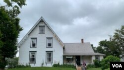 A Middle Eastern family at the Anne of Green Gables Museum in Prince Edward Island. (Jay Heisler/VOA)