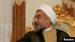 Le président Hassan Rohani réélu au premier tour, 6 avril 2004.