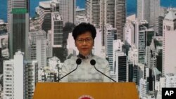 Pemimpin Hong Kong Carrie Lam menghadiri konferensi pers di Hong Kong, 15 Sabtu, Juni 2019.