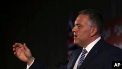 Menteri Keuangan Australia Joe Hockey menyampaikan pernyataan penutupan kepada media dalam konferensi pers pada pertemuan G-20 Menteri Keuangan dan Gubernur Bank Sentral di Sydney, Australia, 23 Februari 2014.