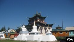 俄罗斯布里亚特地区的佛教寺庙(美国之音白桦拍摄)