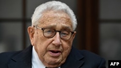 ARCHIVO: El ex secretario de Estado de EEUU Henry Kissinger en una foto del 21 de junio de 2017