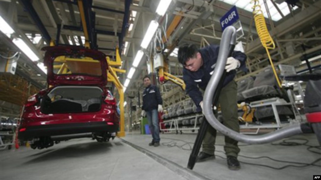 Pabrik mobil di Brazil tiap hari menghasilkan 10.000 mobil baru merek Ford, Chevrolet dan Fiat, namun kualitas produksinya dinilai buruk (foto: ilustrasi).
