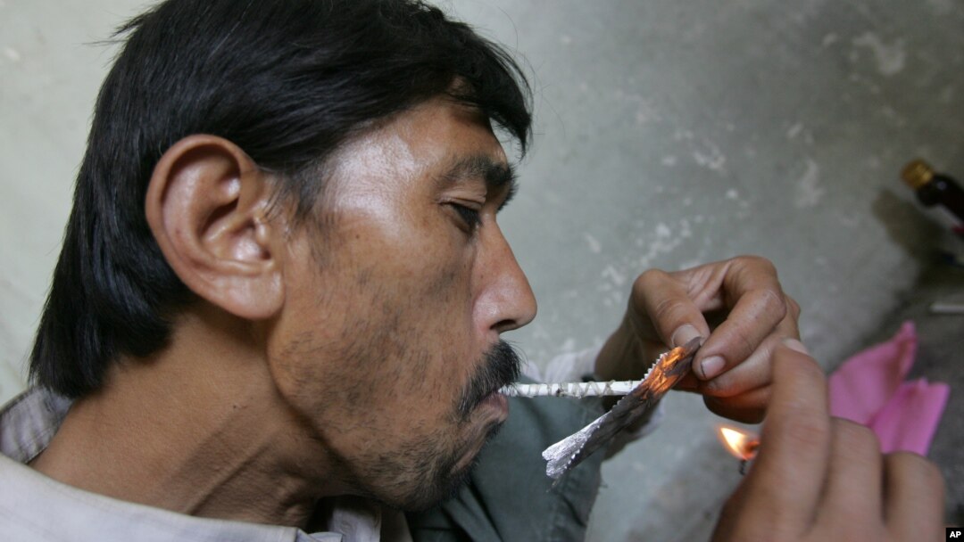 Narkomaniya Afg'onistonda azaldan jiddiy muammo, hozirgi vaziyat qanday? 