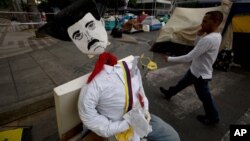 Los diálogos entre el presidente Nicolás Maduro, y la oposición fueron suspendidos debido a la falta de compromiso por parte del gobierno venezolano.