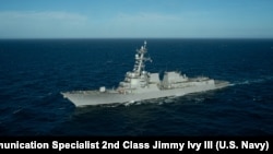 کشتی جنگی دلبرت دی بلک ایالات متحده که با سیستم دفاع میزایل مجهز است.