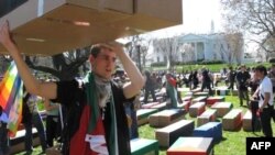 Uashington: Arkivole simbolikë në protestat kundër luftës