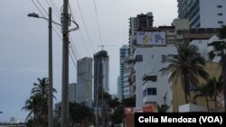 Un aviso en un edificio en Bocagrande, Cartagena, motiva a votar si por La Paz en el plebiscito. Mientras los preparativos continúan para la firma del acuerdo este lunes 26 de septiembre⁠⁠⁠⁠. 