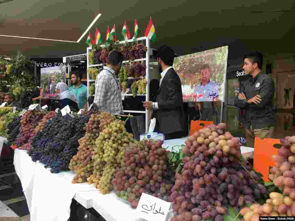 Pêşangeha Tirî Û Hingivî li Bajarê Duhok