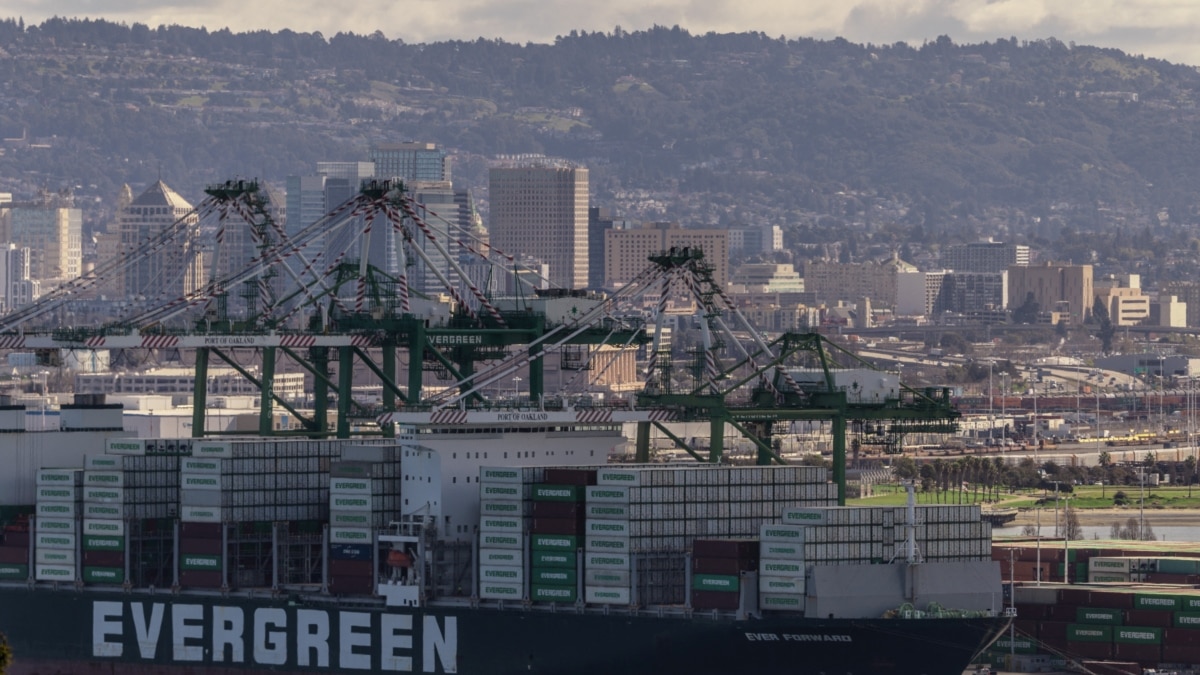 路透社：美国将对与中国有关的船只征收费用 敦促盟友效法