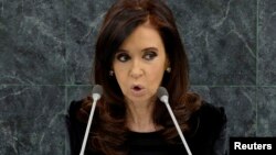 La presidenta argentina Cristina Fernández fue la última mandataria latinoamericana en dirigirse a la Asamblea General de la ONU este martes. Antes, José Mujica le había abierto el camino.