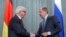 Almanya Dışişleri Bakanı Frank-Walter Steinmeier Moskova'da Rusya Dışişleri Bakanı Sergei Lavrov ile