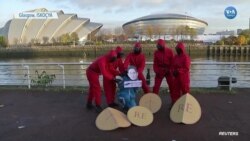 “Squid Game” Kostümlü İklim Eylemi