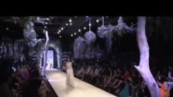 نمايش لباس های مانيش مالهورتا در بمبئی