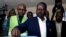 Shugaba yan adawan kasar Kenya Raila Odinga wanda yake neman shugabancin kasar a karkashin jami'iyyar NASA ya kada tashi kuri'ar a makarantar firamare dake Kibera, Nairobi.<br />
<br />
<br />
&nbsp;