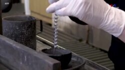 Անցյալ տարի ՅՈՒՆԵՍԿՕ-ի մշակութային ժառանգության ցանկում է ընդգրկվել «ապակե ուլունքներից տոնածառի զարդերի ձեռագործ արտադրությունը»