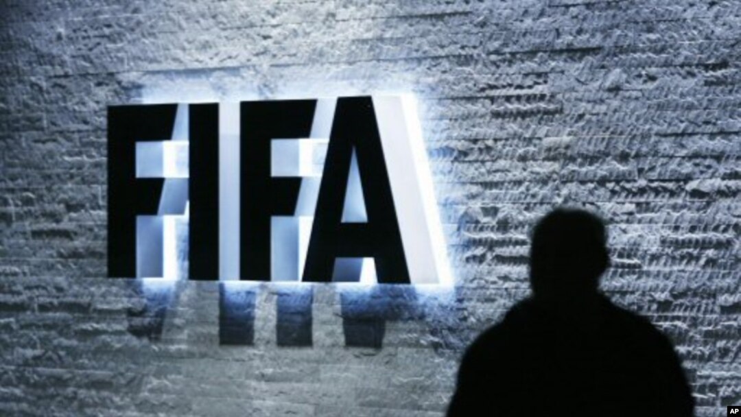 Logo FIFA di depan markas besar FIFA di Zurich, Swiss. (Foto:dok)