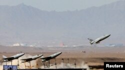 伊朗軍方在演習中發射無人機（2022年8月25日）