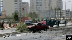 Les forces de sécurité sur le lieu d'une attaque à Kaboul, Afghanistan, 24 septembre 2017.