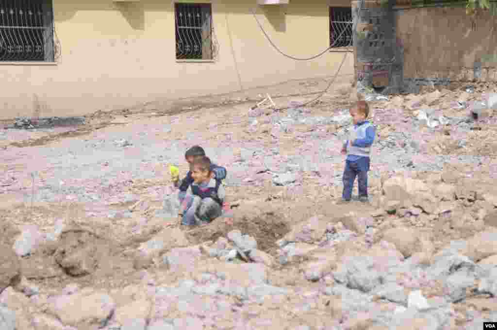 Bajarê Şirnex ya wêranbûyî