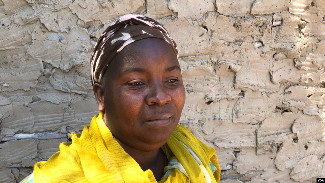 Maria Rachide sobrevivente de um ataque do grupo insurgente em Pemba, Cabo Delgado, Moçambique