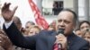 Diosdado Cabello sugiere esperar a Chávez