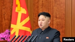 မြောက်ကိုရီးယားခေါင်းဆောင် Kim Jong Un (ဇန်နဝါရီလ ၁ ရက်၊ ၂၀၁၃)။