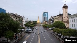အိမ်မှာနေဖို့ ကန့်သတ်ချက်ထုတ်ထားတဲ့ ရန်ကုန်မြို့မှာ အသွားအလာ ရှင်းလင်းနေတဲ့မြင်ကွင်း။ (စက်တင်ဘာ ၂၁၊ ၂၀၂၀)