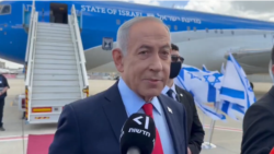 نتانیاهو نخست وزیر اسرائیل در فرودگاه تل آویو