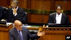 Jacob Zuma devant le Parlement au Cap, Afrique du sud, le 17 mars 2016.