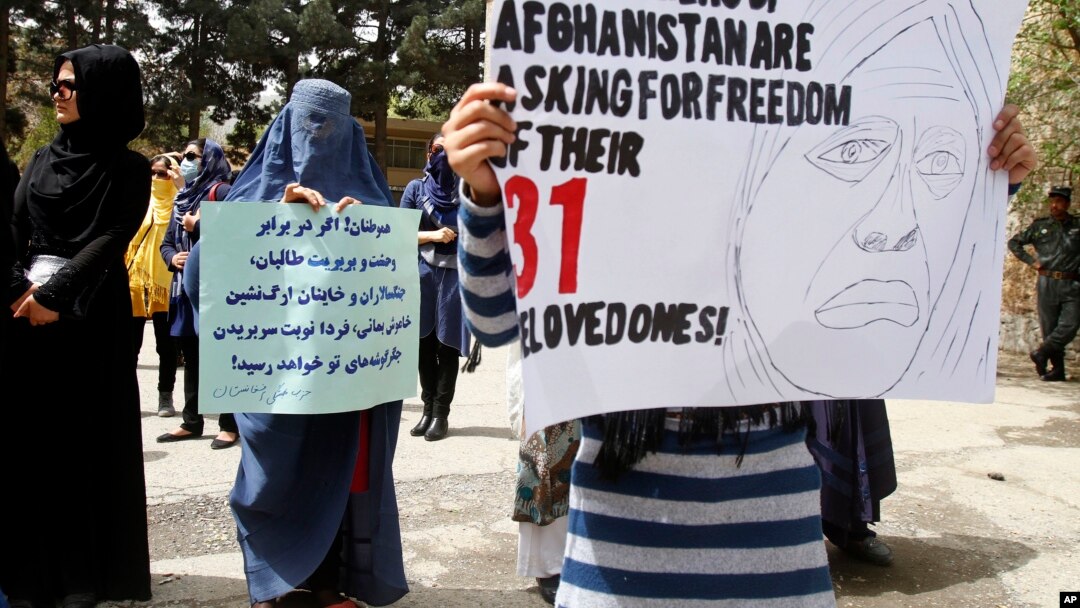 Para demonstran di Kabul melakukan unjuk rasa karena minimnya upaya pemerintah Afghanistan mengatasi penculikan oleh Taliban (foto: dok).